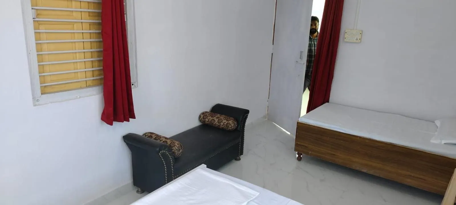 Divine Tulip Apartment Varanasi